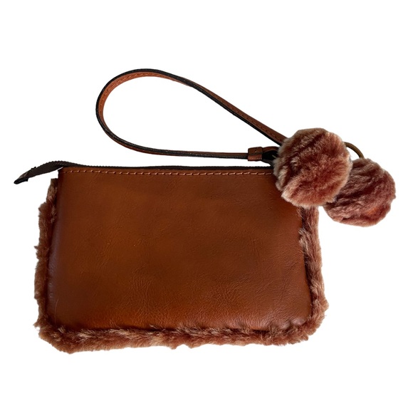 Patricia Nash Laser Cut Sherpa Leather Vinovo Wristlet - Picture 2 of 6